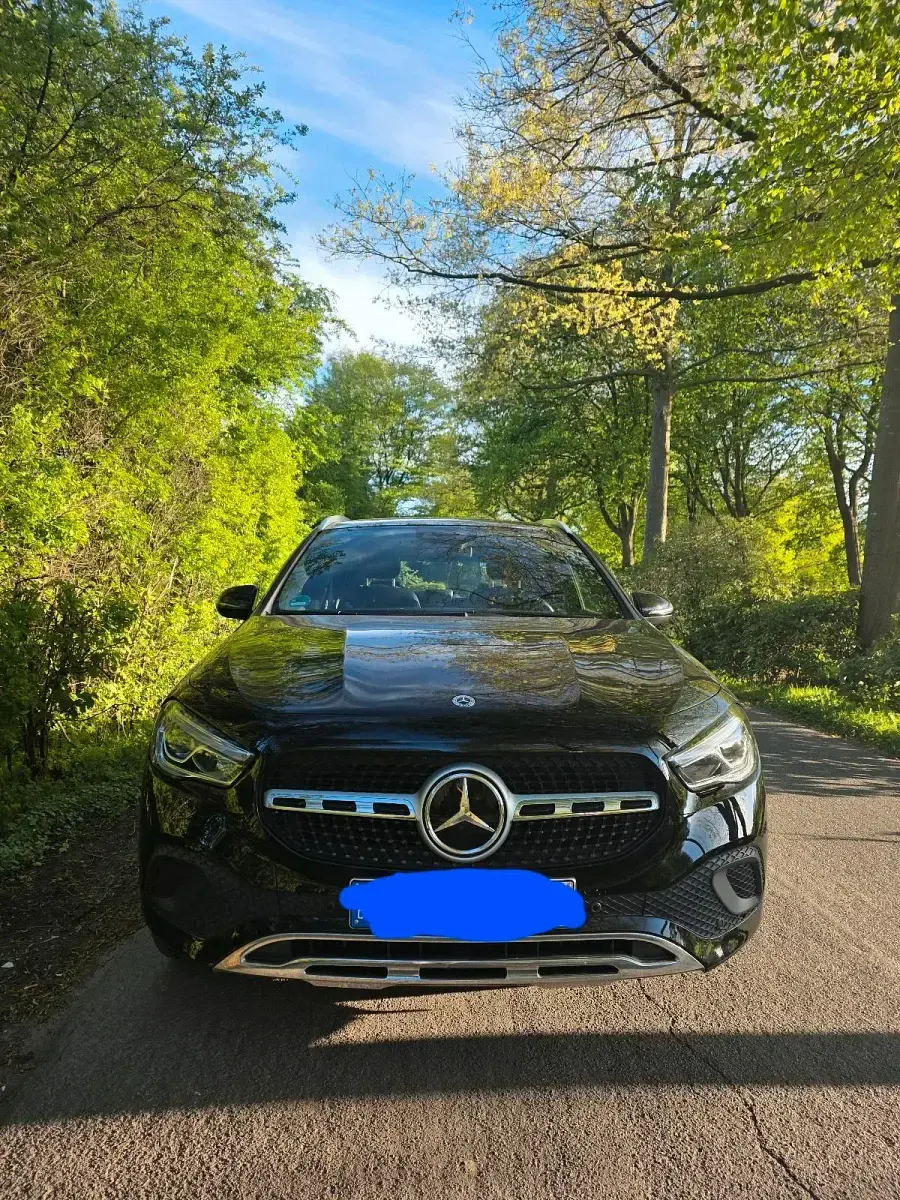 Second-hand Mercedes GLA250 2020 Negru SUV