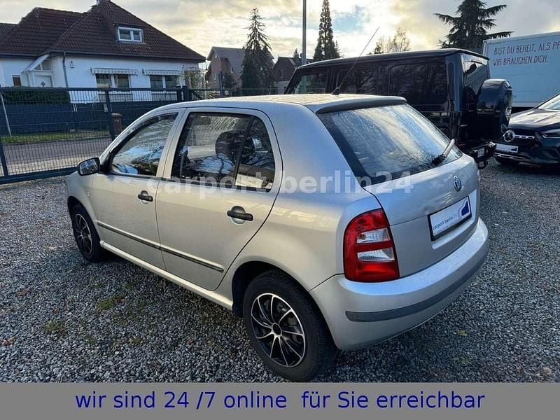 Gebraucht Skoda Fabia Classic 60 PS (44 kW) 2002 Silber Kleinwagen