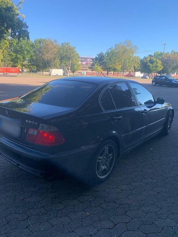 Gebraucht BMW 320 Performance 136 PS (100 kW) 2001 Schwarz Limousine