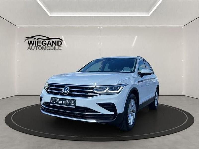 Weiß Gebraucht 2020 VW Tiguan Elegance SUV | 25.290 € (Guter Preis) - Bild 1/4