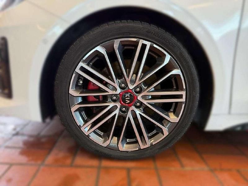 Gebraucht Kia ProCeed GT 204 PS (150 kW) 2019 Deluxeweiß met. Kombi