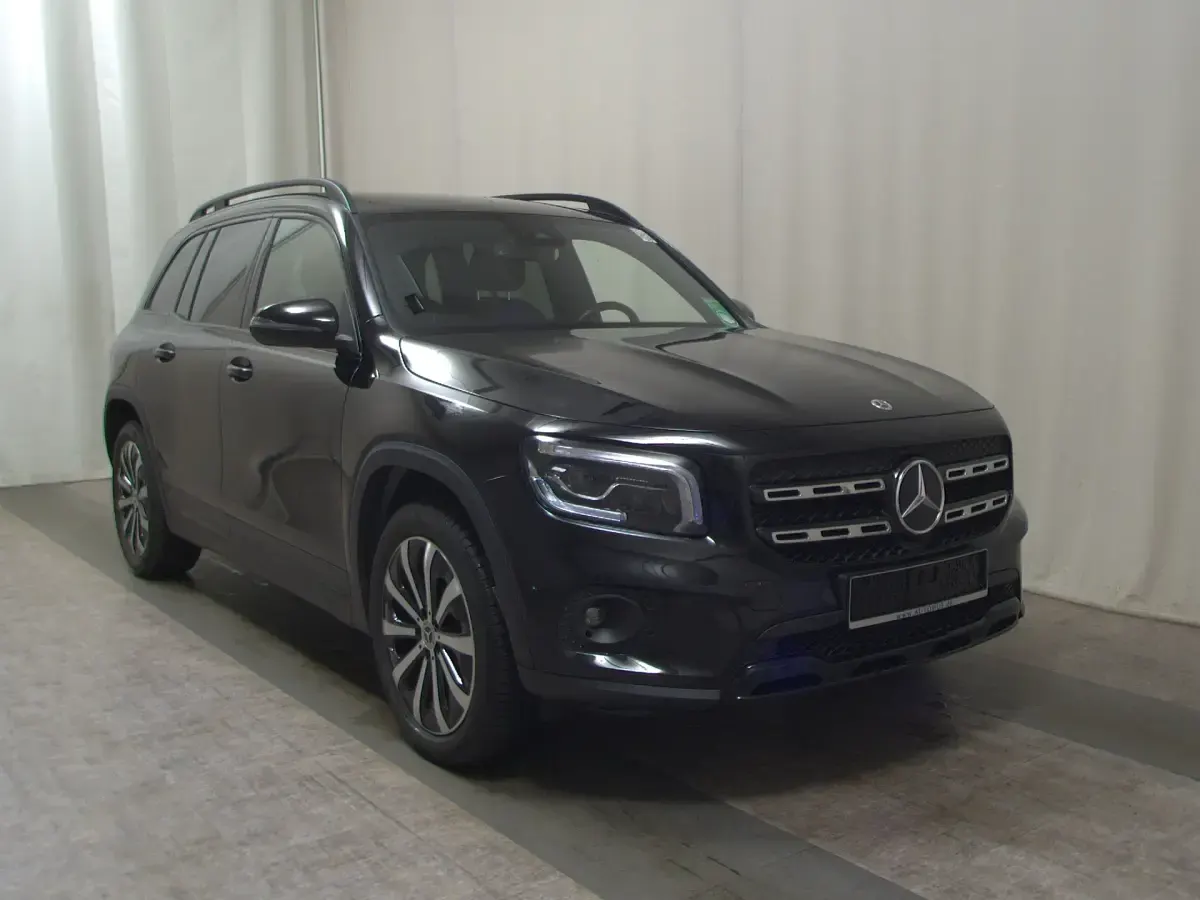 Gebraucht Mercedes GLB200 Progressive 150 PS (110 kW) 2022 Schwarz SUV