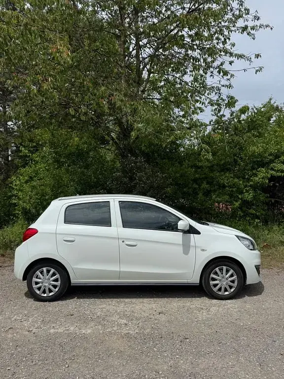 Gebraucht Mitsubishi Space Star 71 PS (52 kW) 2019 Weiß Kleinwagen