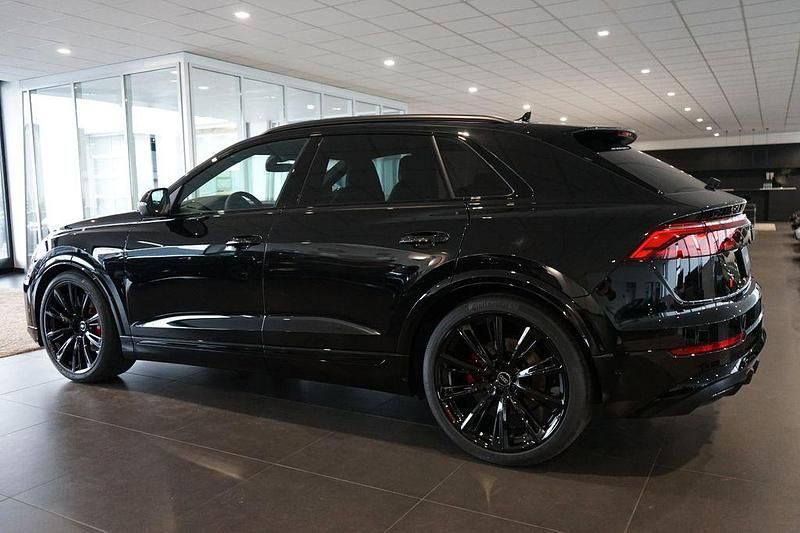 Gebraucht Audi Q8 S-Line 286 PS (210 kW) 2025 Schwarz SUV