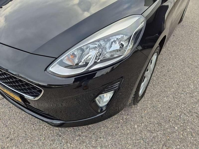 Gebraucht Ford Fiesta 86 PS (63 kW) 2019 Iridiumschwarz Kleinwagen