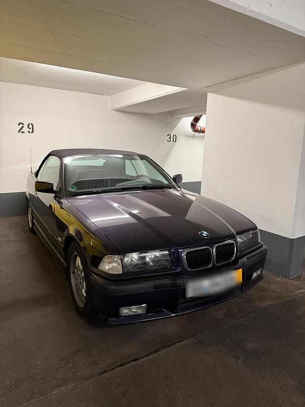 Violet Gebraucht 1997 BMW 318 Cabriolet M Sport Cabrio | 7.690 € (Etwas zu teuer) - Bild 1/4