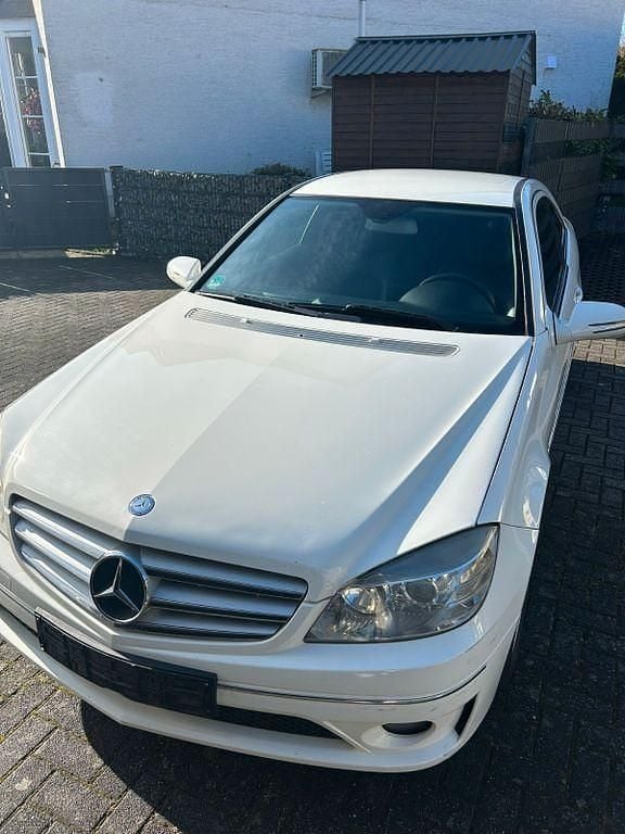 Gebraucht Mercedes CLC180 143 PS (105 kW) 2009 Weiß Kleinwagen
