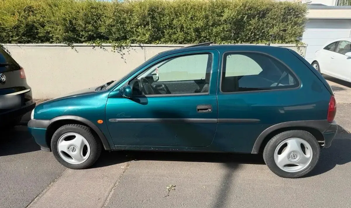 Gebraucht Opel Corsa 55 PS (40 kW) 1997 Grün Kleinwagen