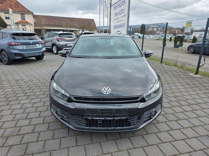 Gebraucht VW Scirocco 200 PS (147 kW) 2009 Dark maroon metallic Coupé