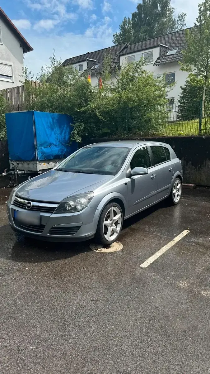 Gebraucht Opel Astra 125 PS (91 kW) 2004 Grau Kleinwagen
