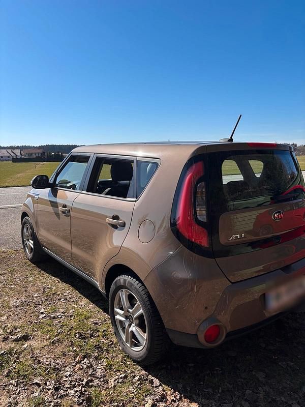 Gebraucht Kia Soul 94 PS (69 kW) 2014 Braun SUV