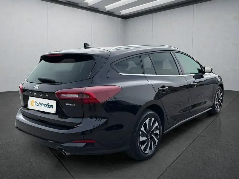 Gebraucht Ford Focus 125 PS (91 kW) 2023 Schwarz Kombi