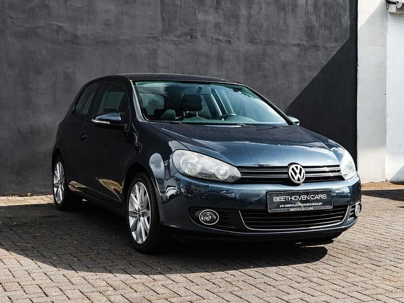 Gebraucht VW Golf VI Highline 122 PS (89 kW) 2011 Blau Kleinwagen