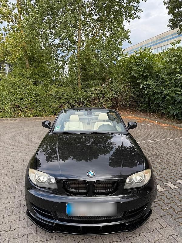 Schwarz Gebraucht 2010 BMW 118 Cabriolet Cabrio | 7.800 € (Fairer Preis) - Bild 1/4