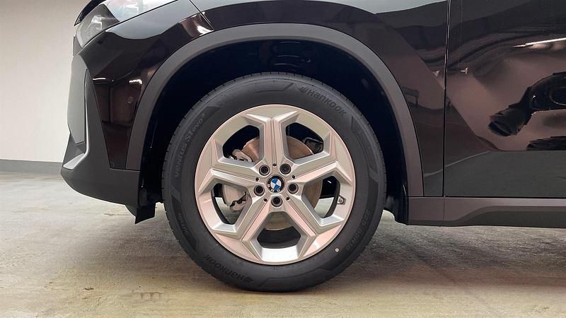 Neu BMW X1 Efficient Dynamics 150 PS (110 kW) 2026 Schwarz uni SUV