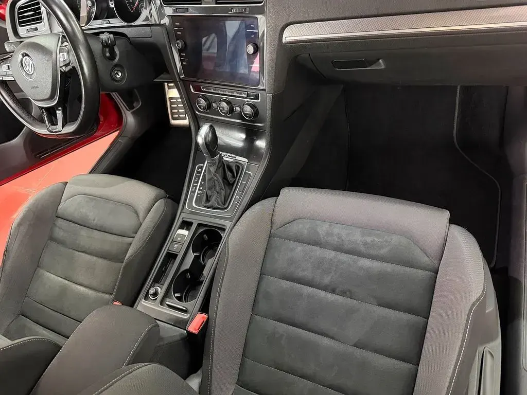 Gebraucht VW Golf VII 184 PS (135 kW) 2017 Rot Kombi