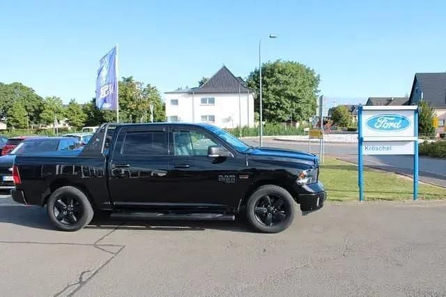 Gebraucht Dodge Ram 401 PS (294 kW) 2021 Schwarz Pickup