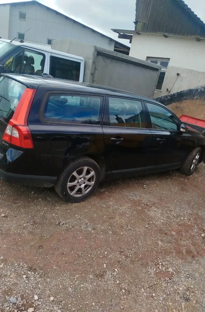 Gebraucht Volvo V70 145 PS (106 kW) 2010 Schwarz Kombi