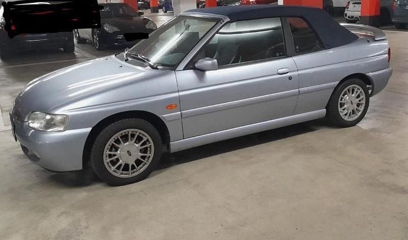 Gebraucht Ford Escort Cabriolet 90 PS (66 kW) 1996 Blau Cabrio