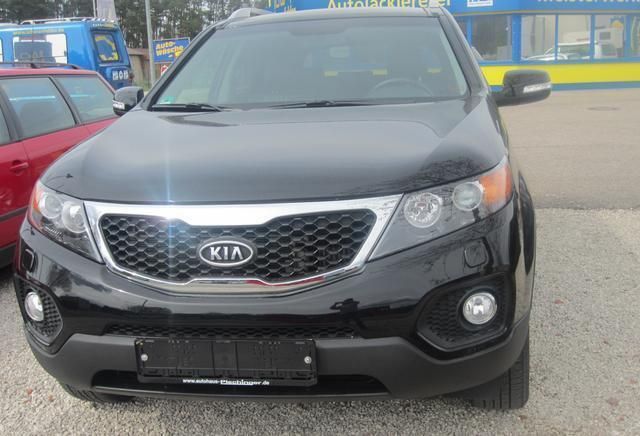 Schwarz Gebraucht 2010 Kia Sorento Spirit SUV | 26.500 € - Bild 1/4