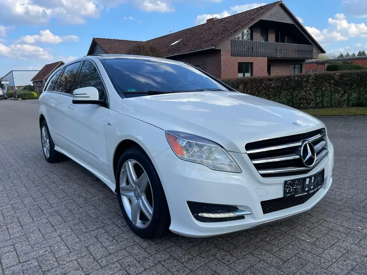 Gebraucht Mercedes R350 Edition 211 PS (155 kW) 2011 Weiß Kombi