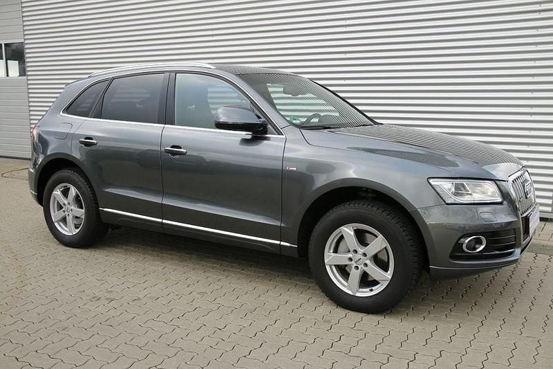 Gebraucht Audi Q5 S-Line 190 PS (139 kW) 2018 Grau SUV
