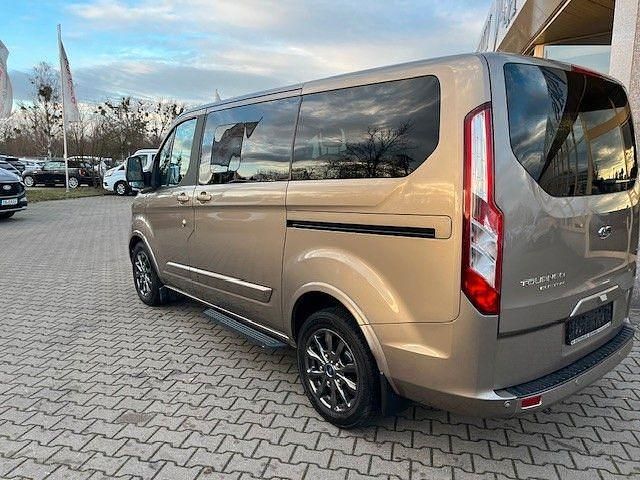 Gebraucht Ford Tourneo Titanium X 185 PS (136 kW) 2022 Gold Van / Kleinbus