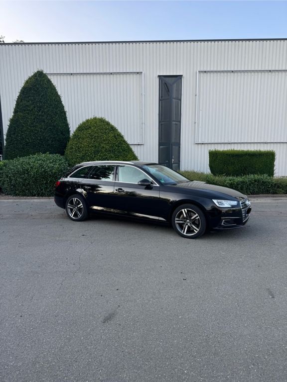 Schwarz Gebraucht 2017 Audi A4 Sport Kombi | 13.500 € (Superpreis) - Bild 1/4