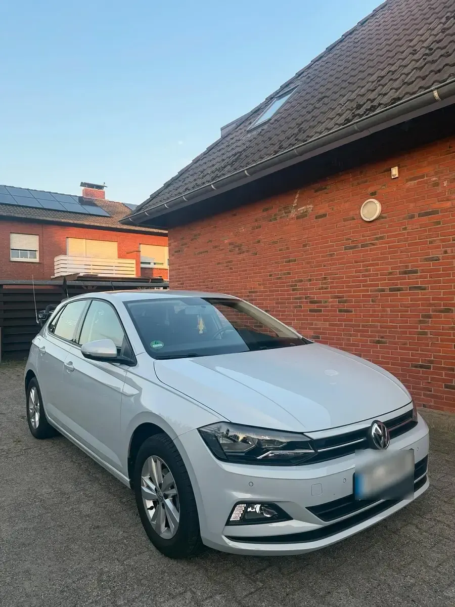 Gebraucht VW Polo 70 PS (51 kW) 2020 Weiß Kleinwagen