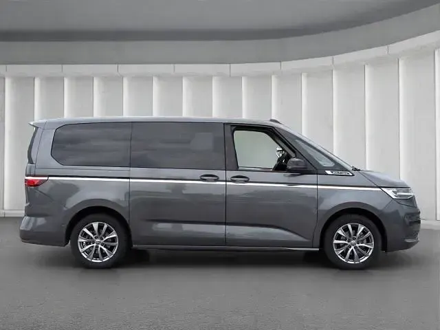 Gebraucht VW Multivan Style 150 PS (110 kW) 2024 Van / Kleinbus
