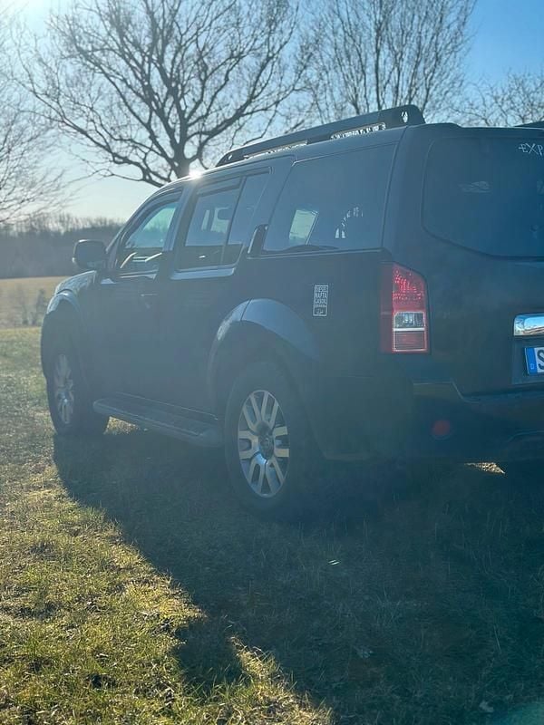 Gebraucht Nissan Pathfinder 190 PS (139 kW) 2014 Schwarz SUV