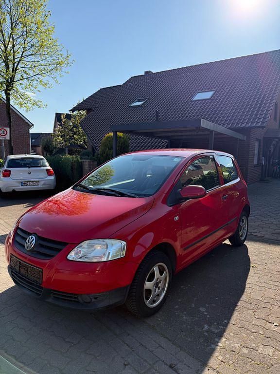 Usata VW Fox 54 CV (39 kW) 2006 Rosso Utilitaria