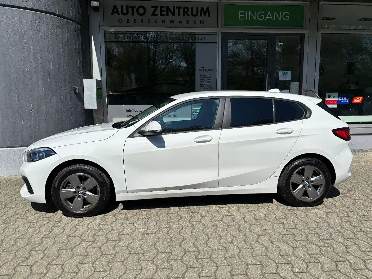 Gebraucht BMW 118 136 PS (100 kW) 2022 Weiß Limousine