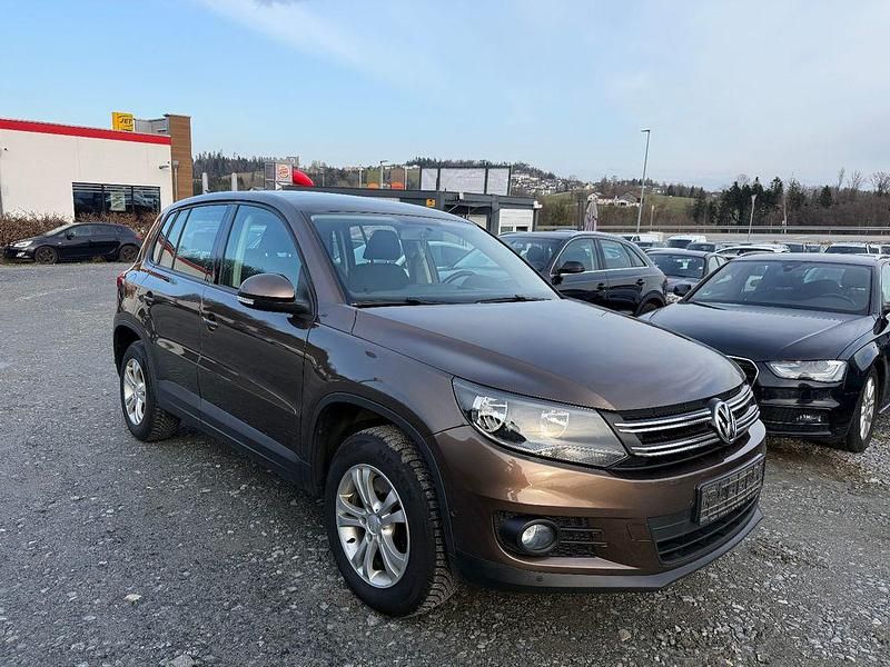 Gebraucht VW Tiguan Trendline 160 PS (117 kW) 2013 Braun SUV