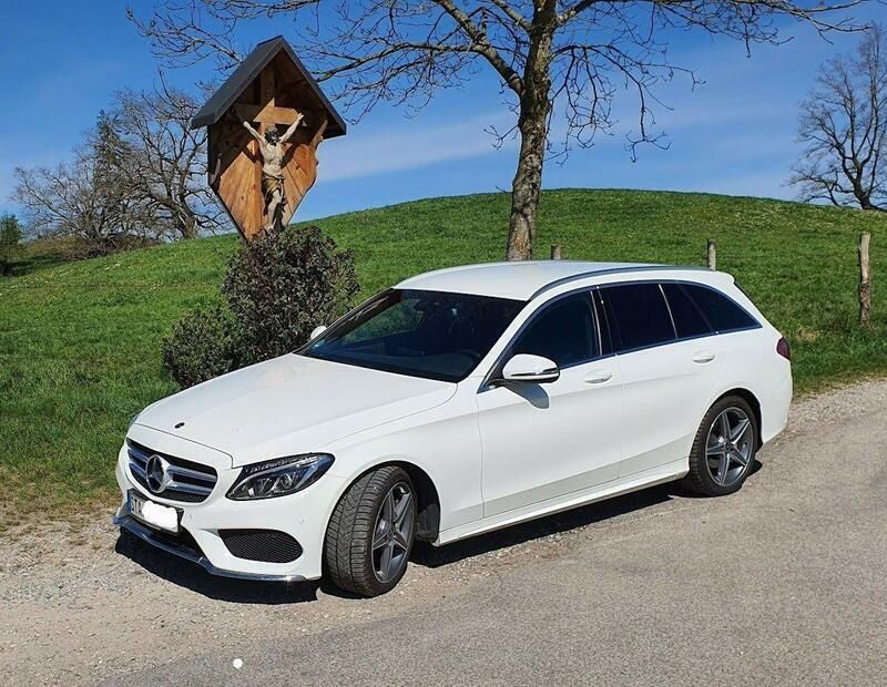Weiß Gebraucht 2017 Mercedes C250 AMG line Kombi | 23.900 € (Guter Preis) - Bild 1/4