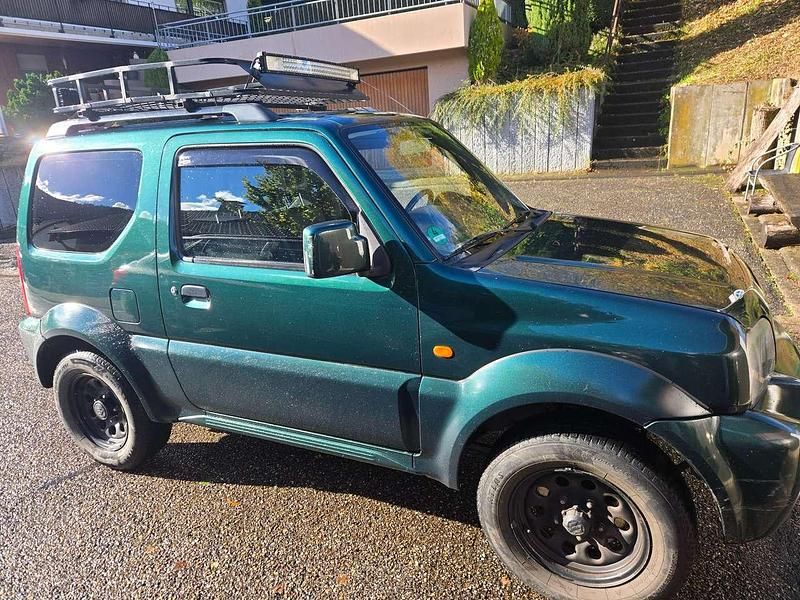 Grün Gebraucht 2008 Suzuki Jimny Ranger SUV | 9.000 € (Fairer Preis) - Bild 1/4