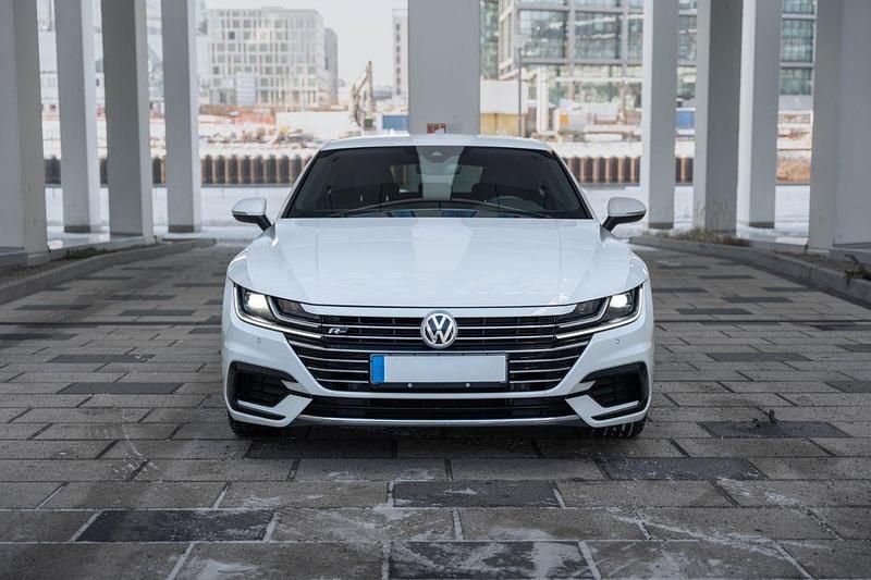 Gebraucht VW Arteon R-line 150 PS (110 kW) 2018 Weiß Limousine