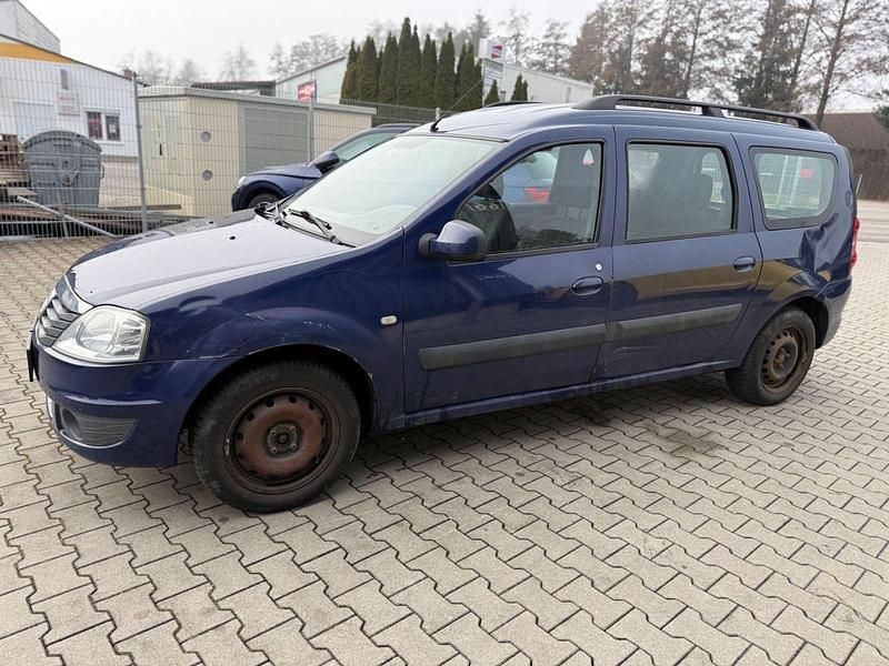 Gebraucht Dacia Logan MCV Lauréate 105 PS (77 kW) 2010 Blau Kombi