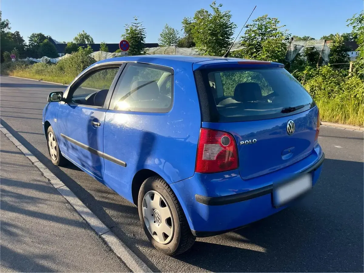 Gebraucht VW Polo 75 PS (55 kW) 2003 Blau Kleinwagen