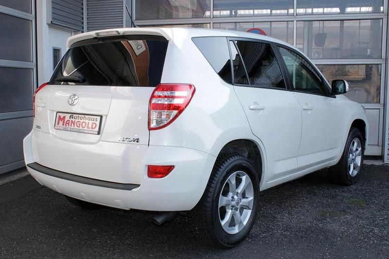 Gebraucht Toyota RAV4 Life 150 PS (110 kW) 2012 SUV