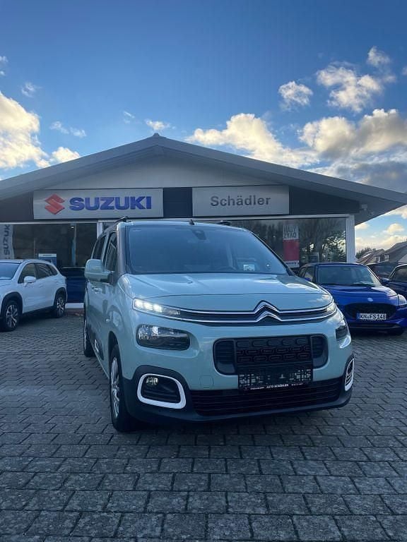 Gebraucht 2019 Citroën Berlingo Shine Van / Kleinbus | 14.900 € (Superpreis) - Bild 1/4