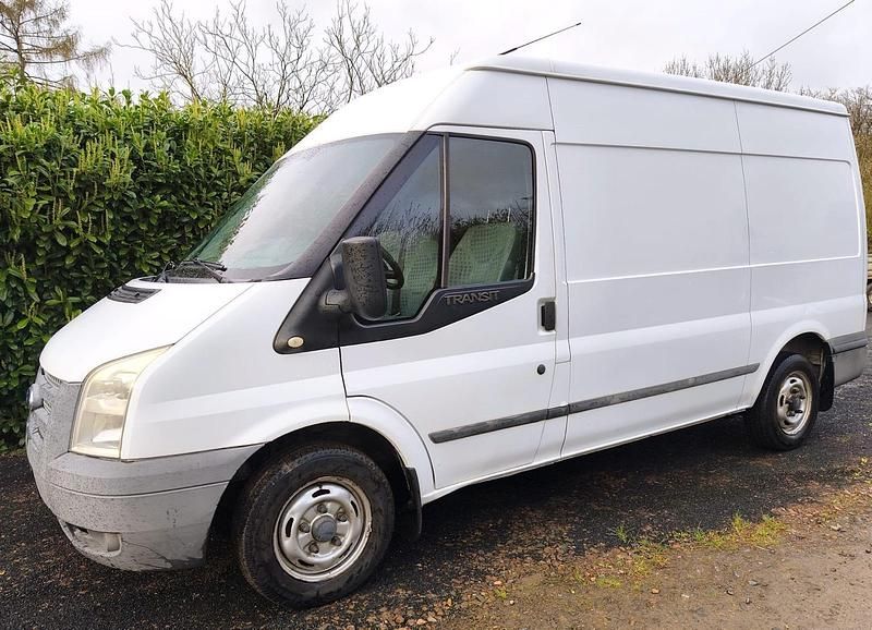 Gebraucht Ford Transit 125 PS (91 kW) 2013 Weiß Limousine