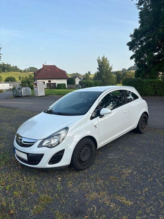 Weiß Gebraucht 2014 Opel Corsa Energy Kleinwagen | 3.200 € (Guter Preis) - Bild 1/4