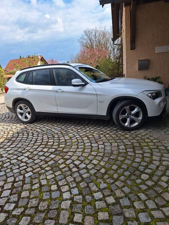 Usata BMW X1 Efficient Dynamics 177 CV (130 kW) 2012 Bianco SUV