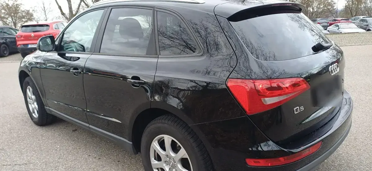 Gebraucht Audi Q5 143 PS (105 kW) 2011 Schwarz SUV