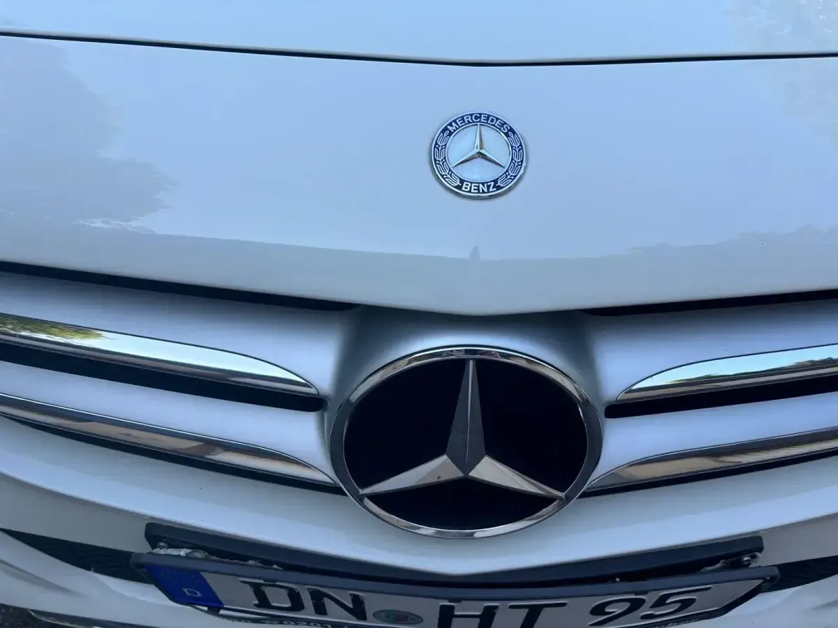 Gebraucht Mercedes B180 122 PS (89 kW) 2017 Schwarz Kleinwagen