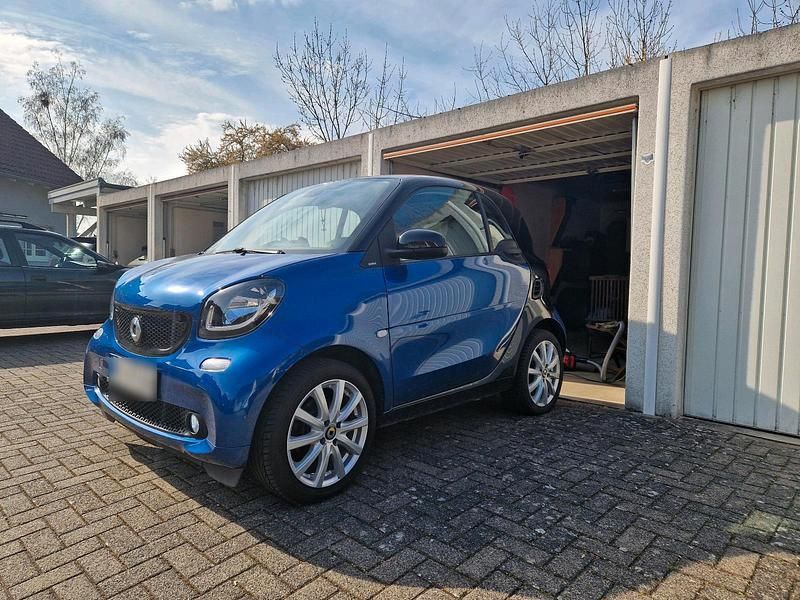 Gebraucht Smart ForTwo Coupé 71 PS (52 kW) 2016 Blau Coupé