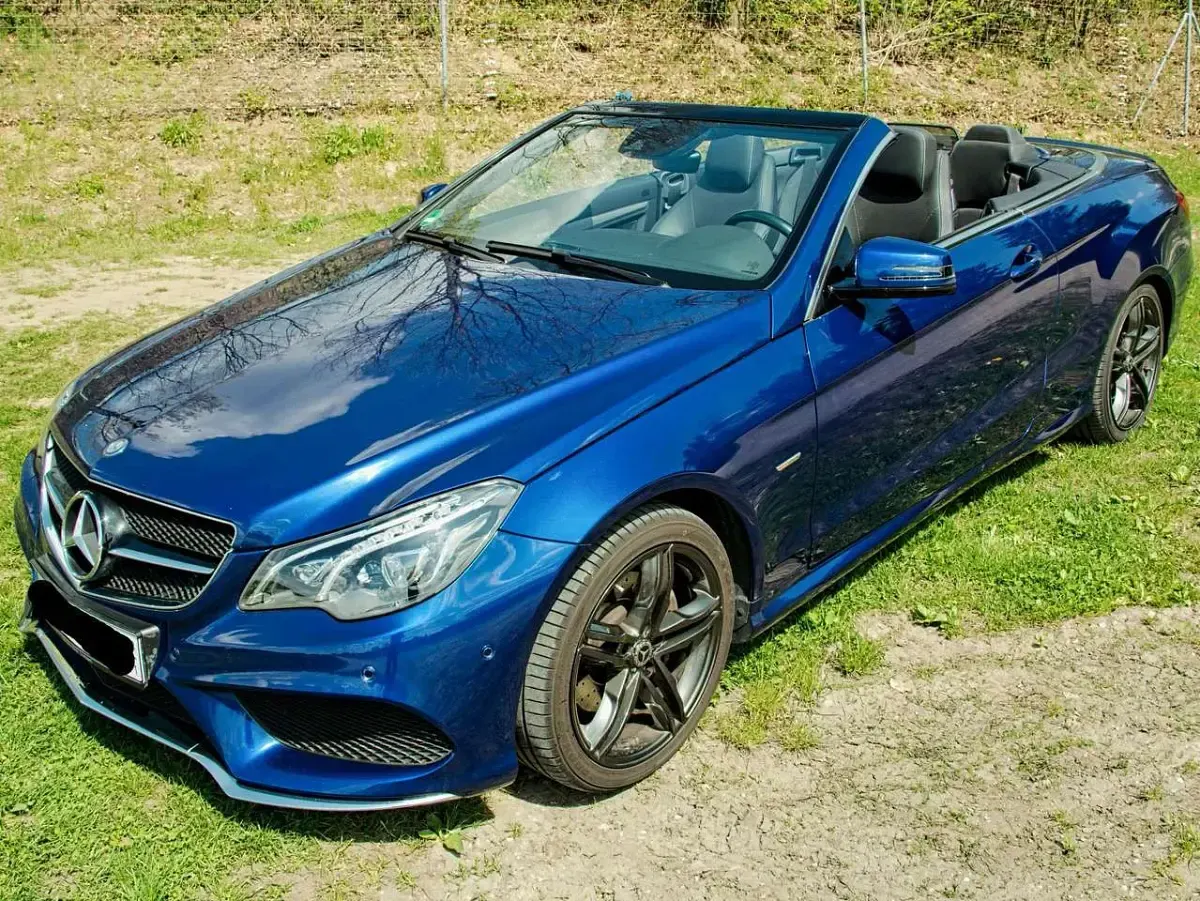 Gebraucht Mercedes E250 Sport Edition 204 PS (150 kW) 2017 Blau Cabrio