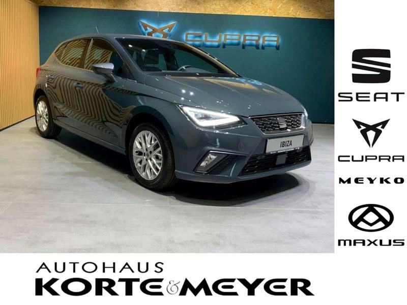 Blau Neu 2025 Seat Ibiza XCELLENCE Limousine | 29.990 € - Bild 1/4