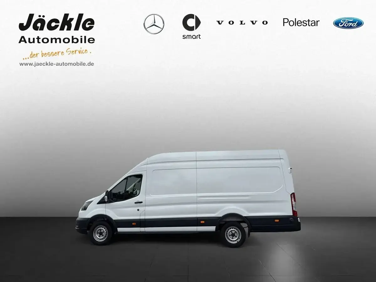 Gebraucht Ford Transit Basis 131 PS (96 kW) 2022 Frostweiß Van